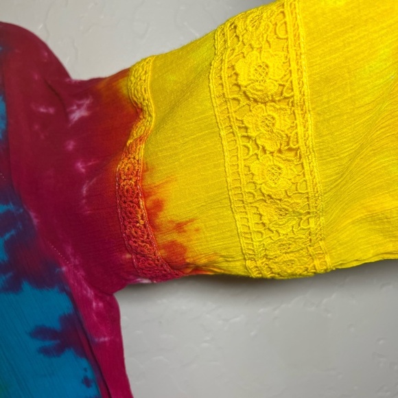 Hearts of Palm Tie-Dye Tunic | Small - Picture 5 of 12